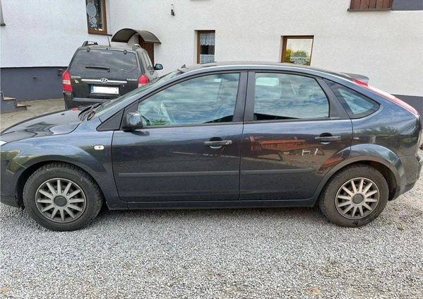 Ford Focus cena 11000 przebieg: 183500, rok produkcji 2007 z Rydułtowy małe 37